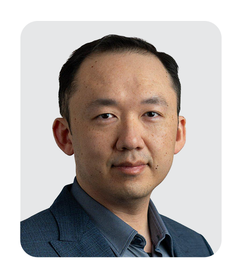 Xi Henry Lu Headshot