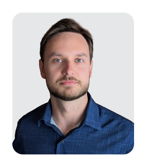 Valeriu Bortnov Headshot