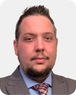 Felix Alonso Valenteen headshot